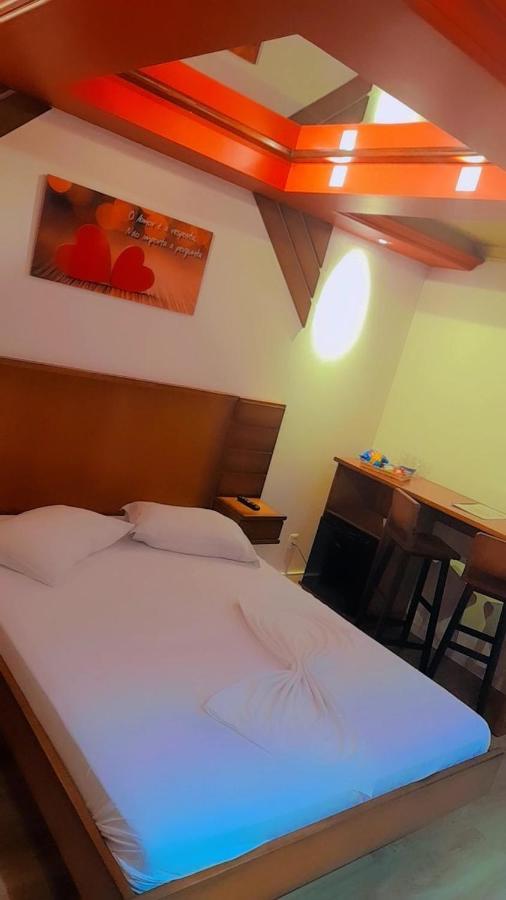 Motel Avenida (Adults Only) กรามาโด ภายนอก รูปภาพ