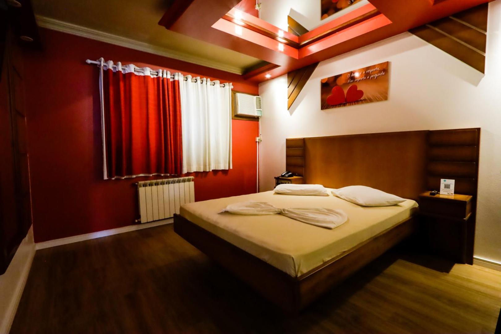 Motel Avenida (Adults Only) กรามาโด ภายนอก รูปภาพ